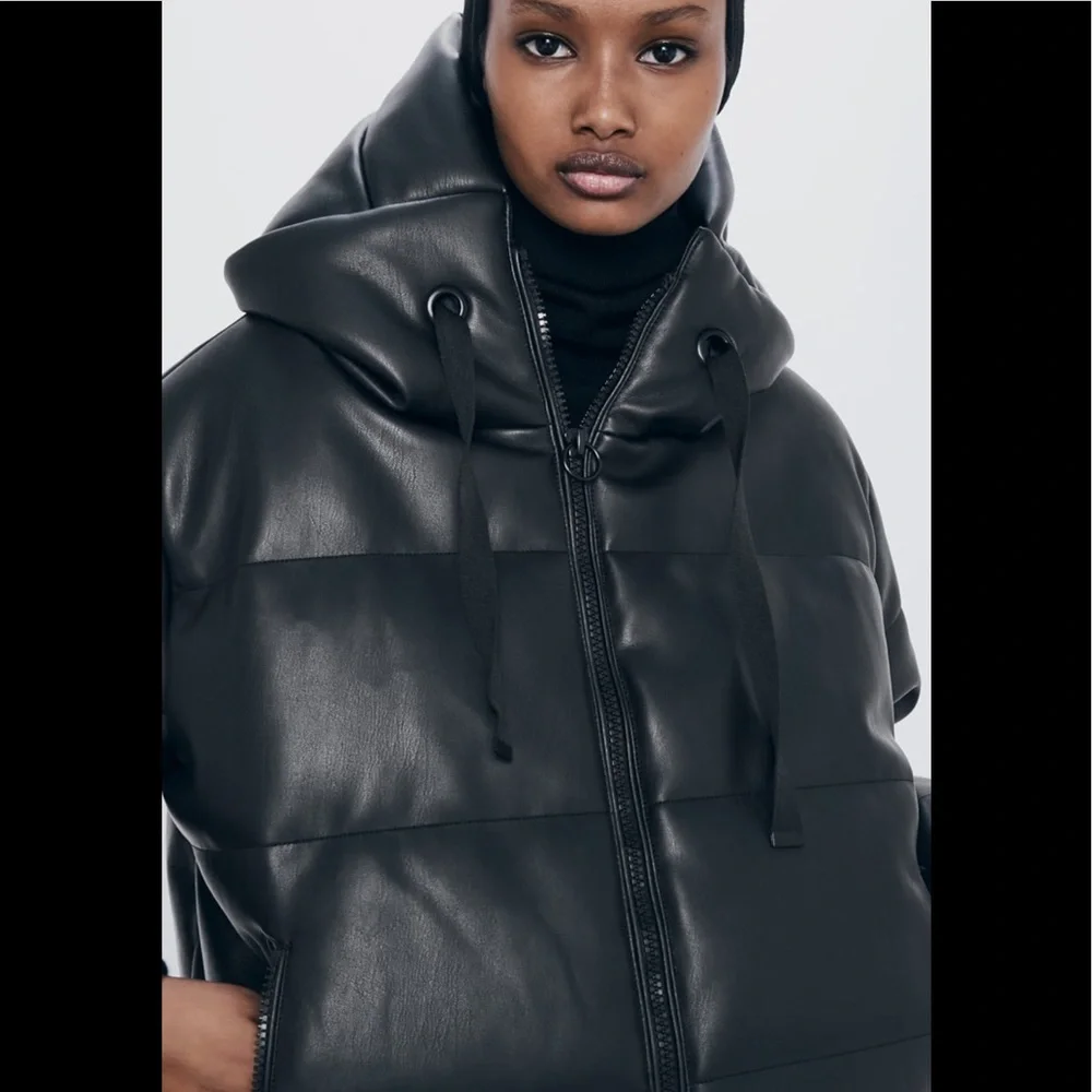 ZARA Black Faux Leather Puffer Jacket sz Medium